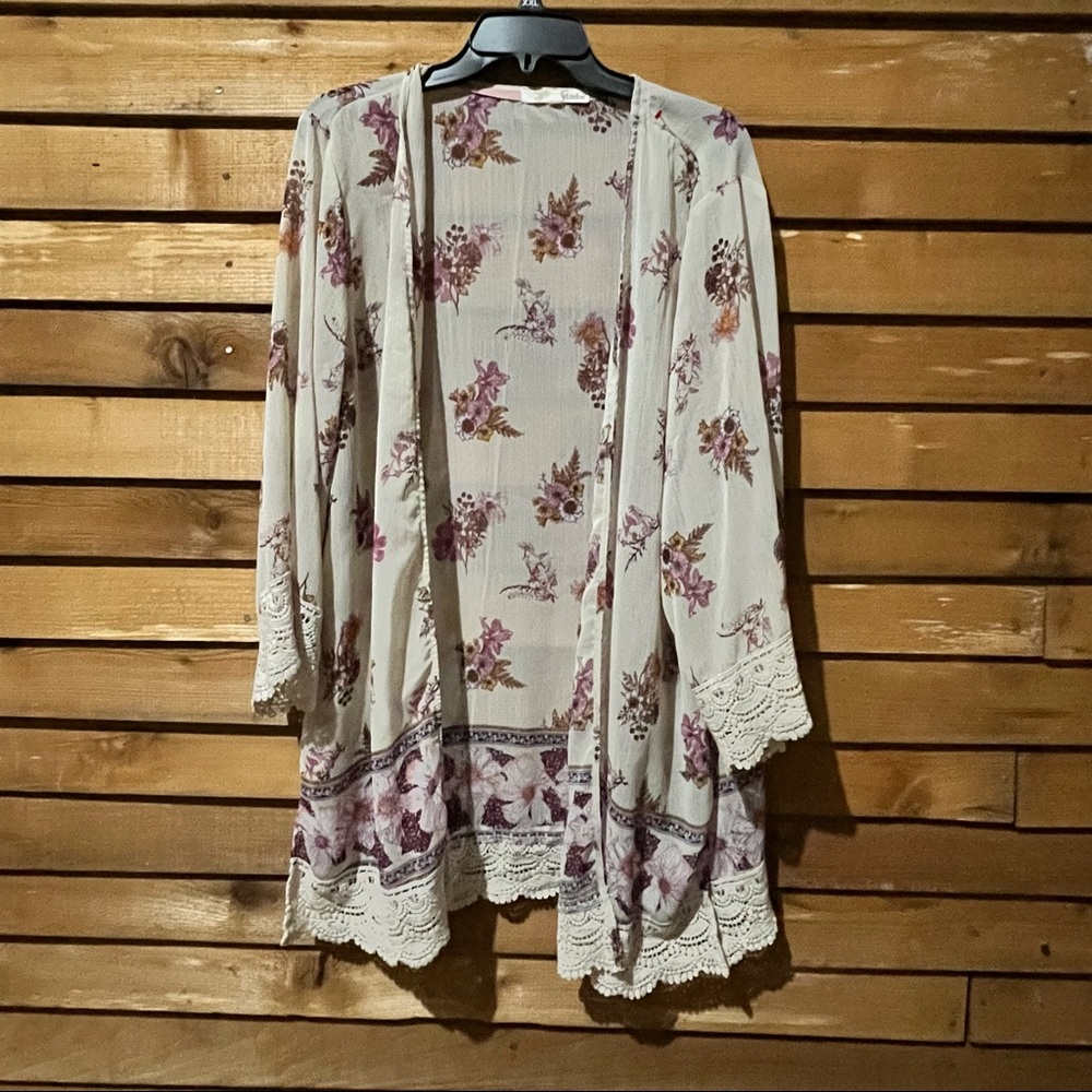 Floral Lace Kimono